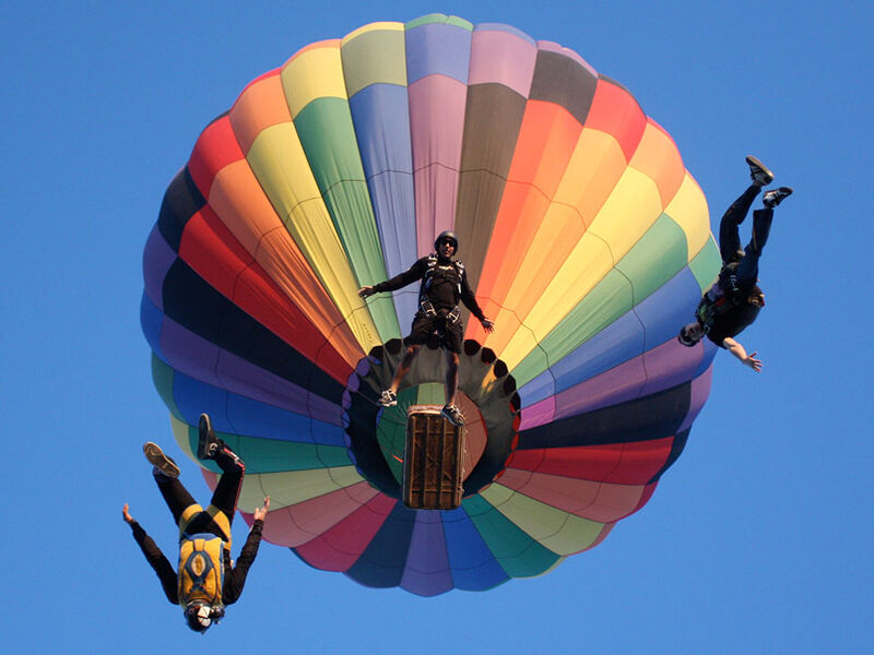 Gökyüzü Dalışı ( SKYDIVING )